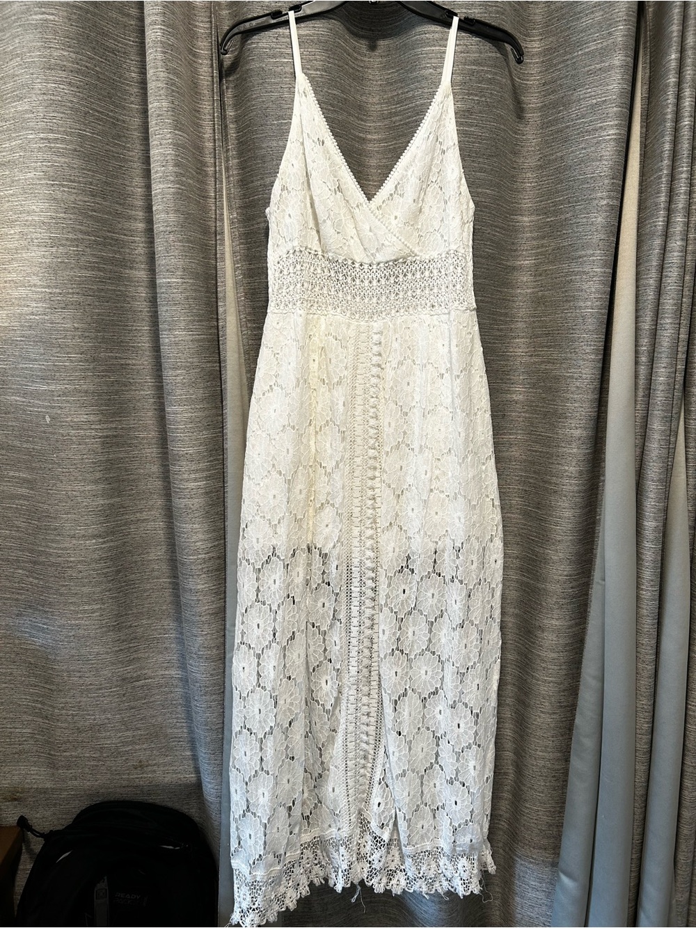 Women's Lace Midi Dress in Ivory - Elegant V-Neck
